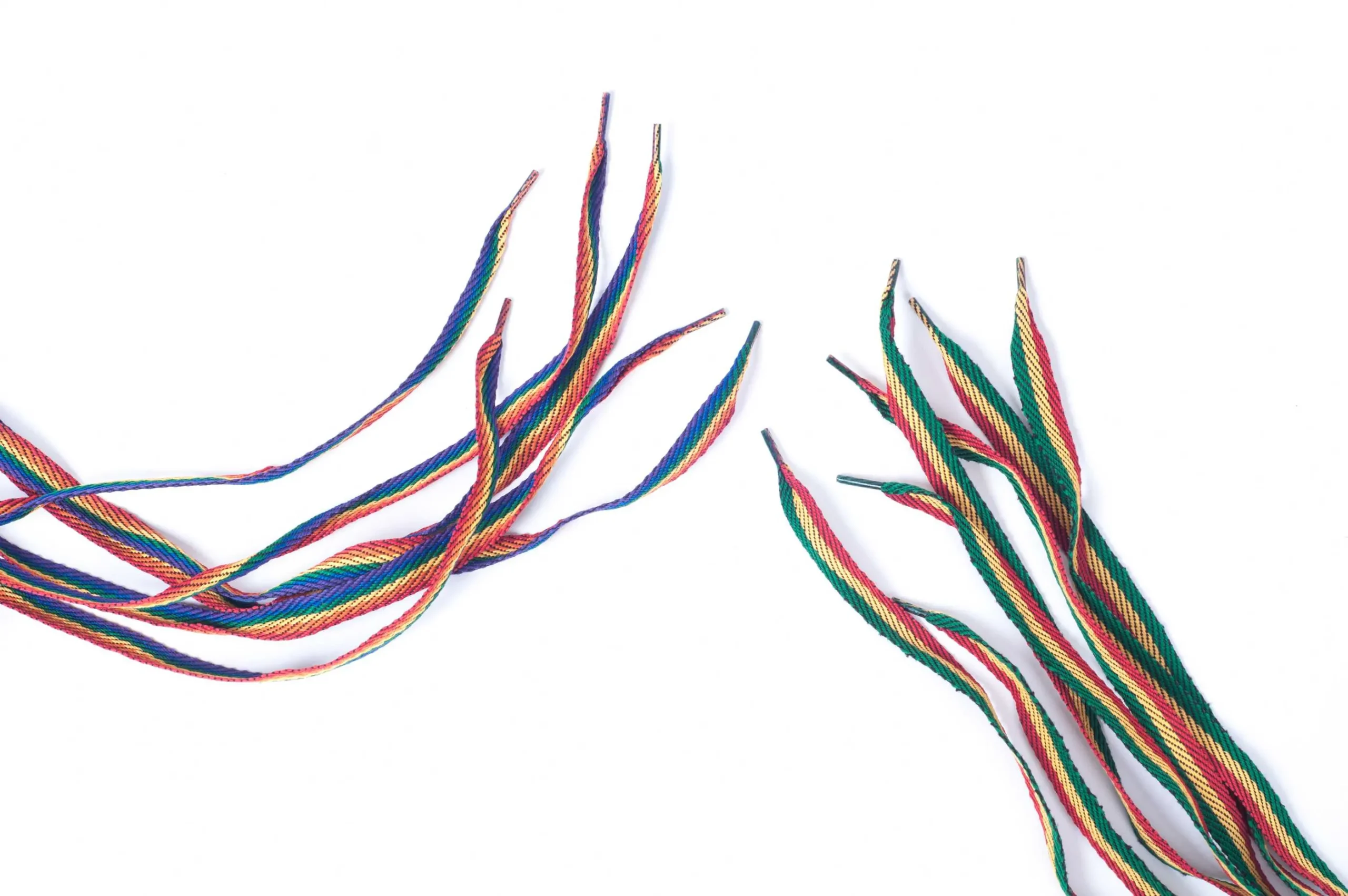 Cordones poliester chatos articulo 112