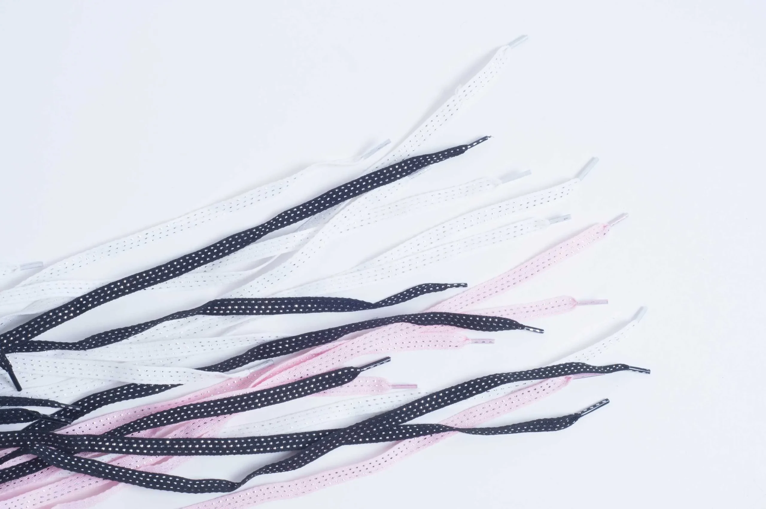 Cordones poliester chatos articulo 17