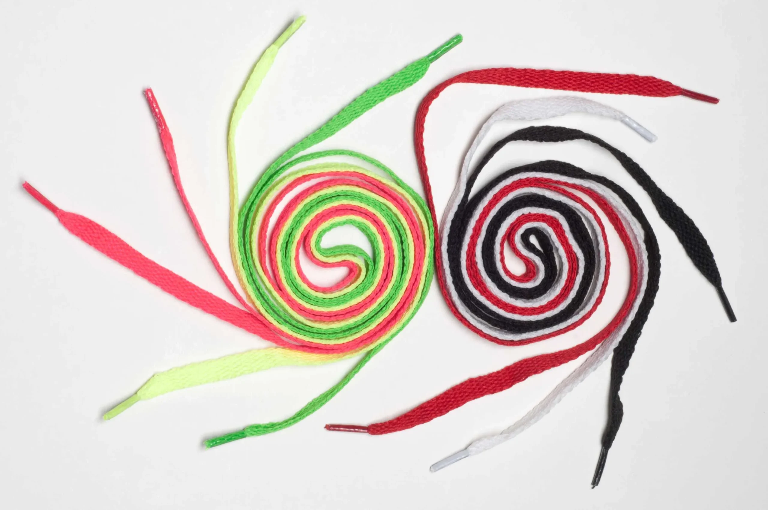 Cordones poliester chatos articulo 17