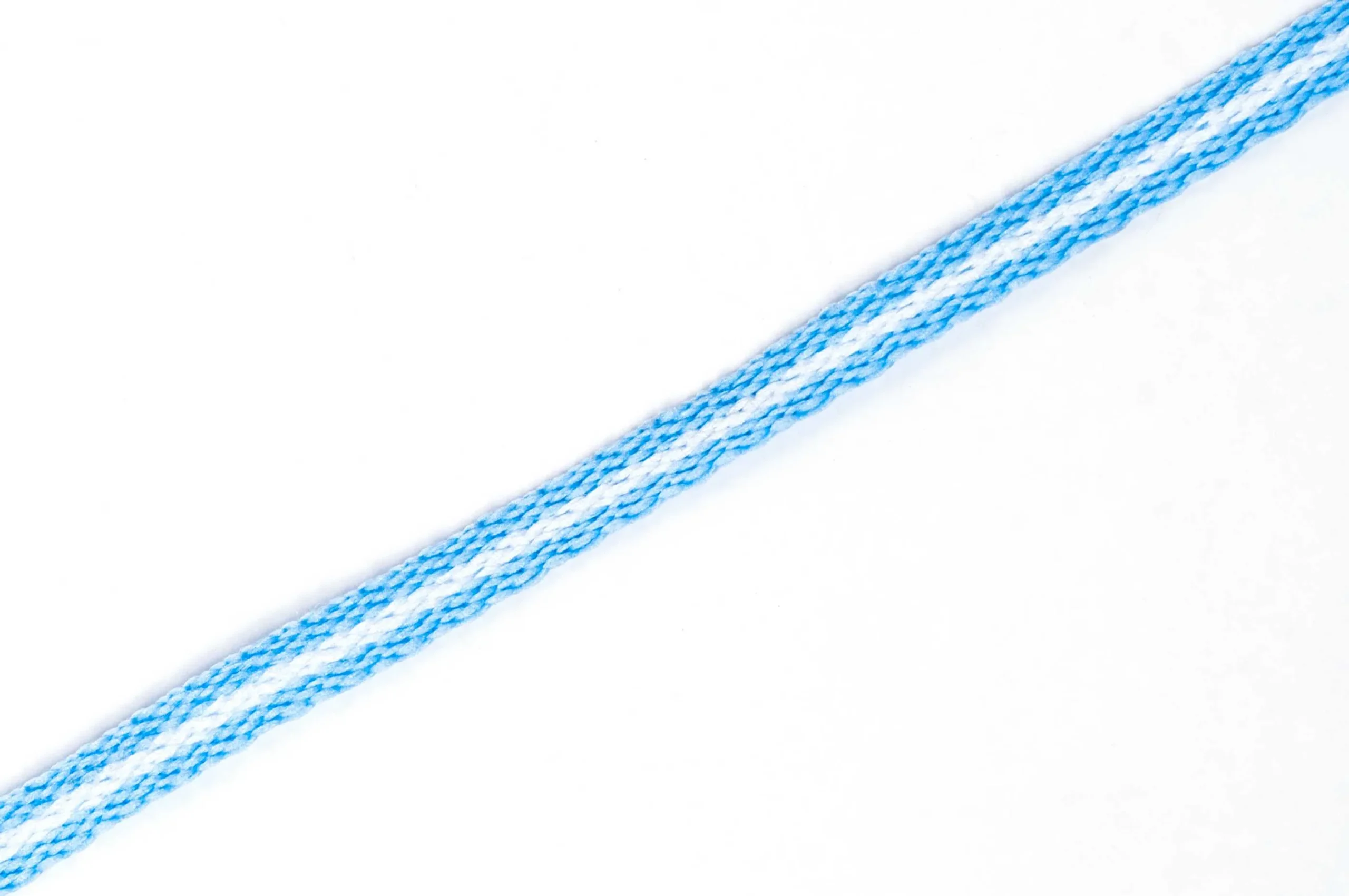 Cordones poliester chatos articulo 17